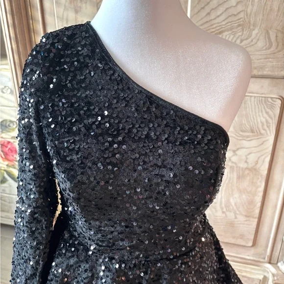 NEW Black Dress, Black Sequin Dress, Mini Dress, Prom Dress, NWOT Size 0 - Picture 2 of 10